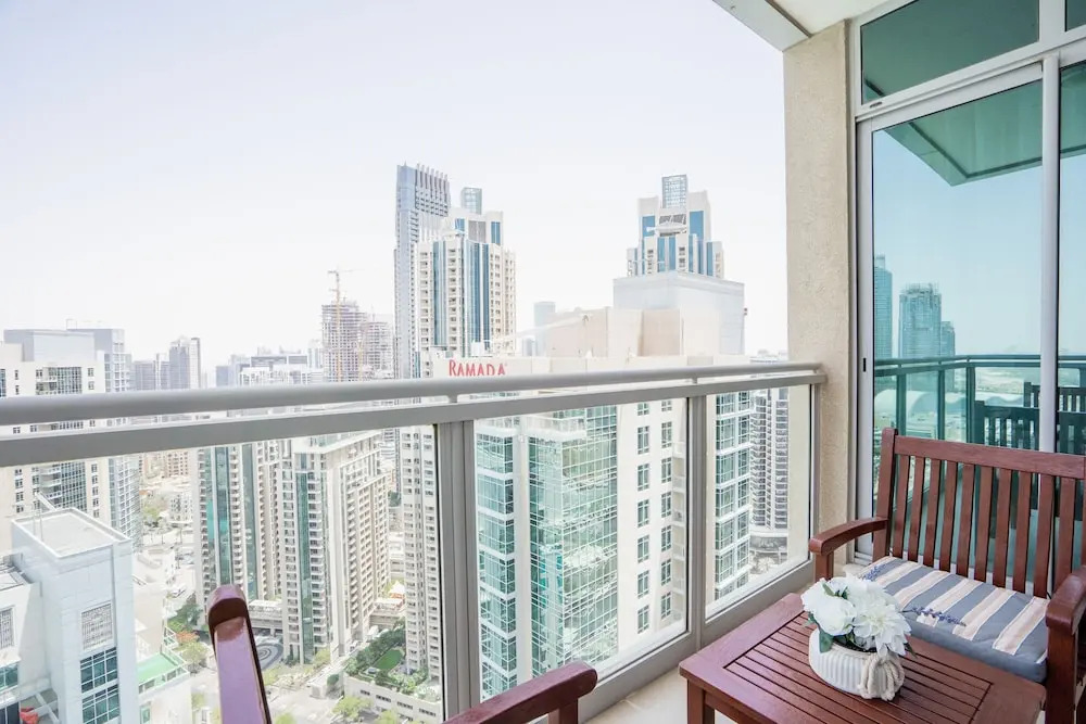 Дубай: Nasma Luxury Stays - Burj Residences 1