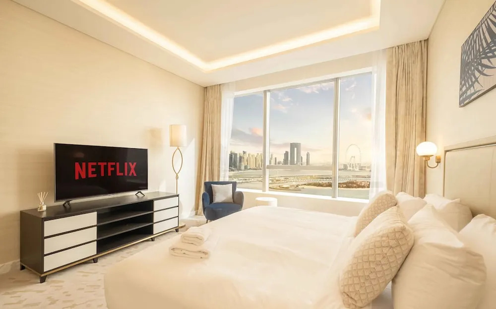 Дубай: LUX Iconic Views at The Palm Tower 7