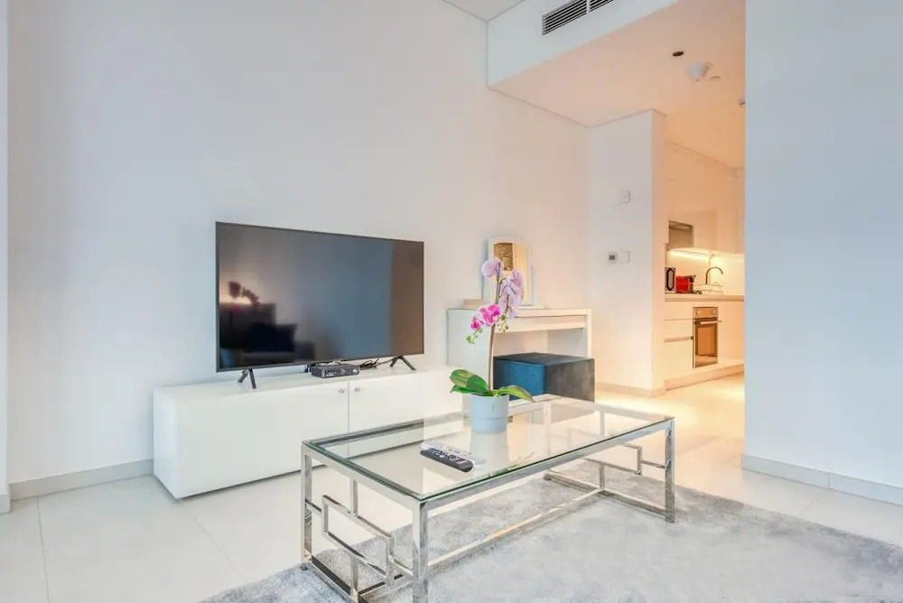 Дубай: Luxury Studio w Burj Khalifa Vw in Business Bay
