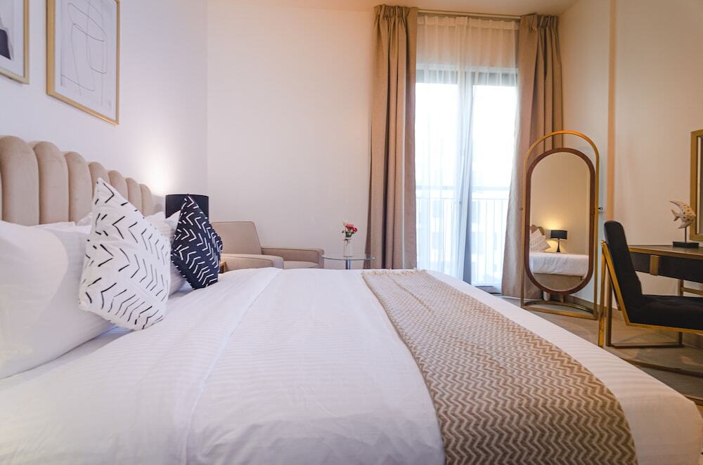 Дубай: OSKENA Vacation Homes - La Mer Jumeriah