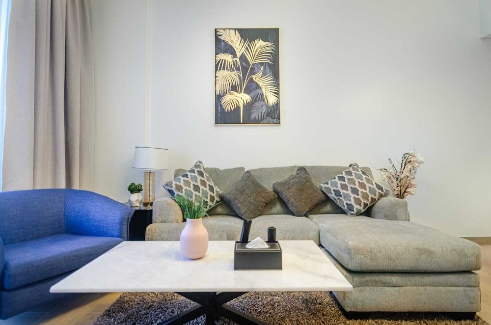 Дубай: OSKENA Vacation Homes - La Mer Jumeriah