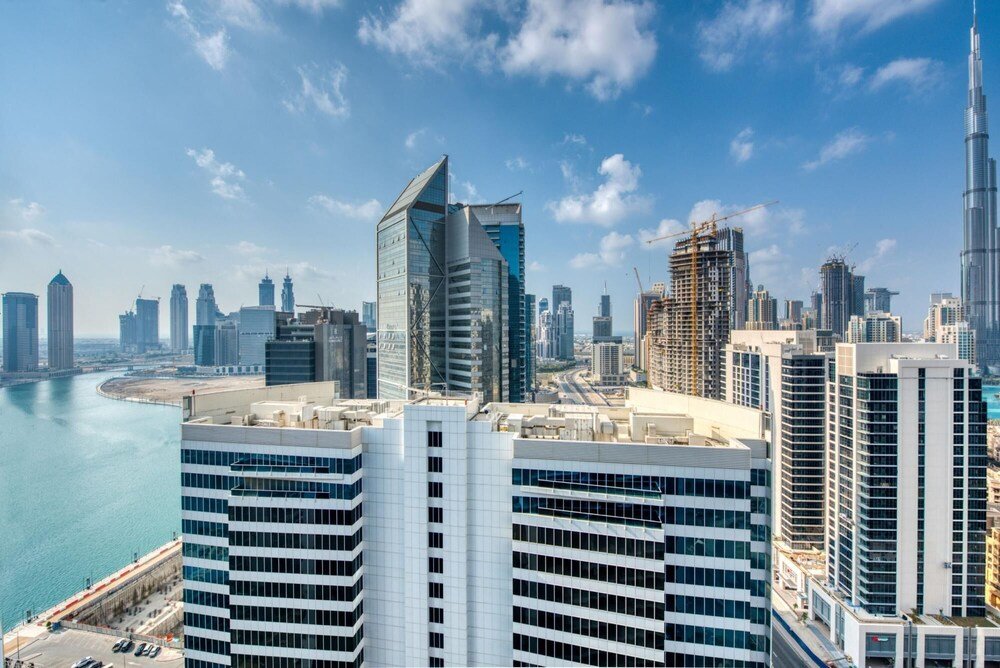Дубай: Luxury Apt W Burj Khalifa Vw Dubai Canal Access