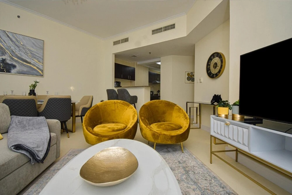 Дубай: Experience Luxurious Sky High Marina Living