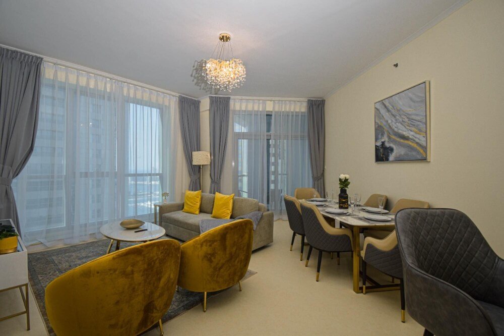 Дубай: Experience Luxurious Sky High Marina Living