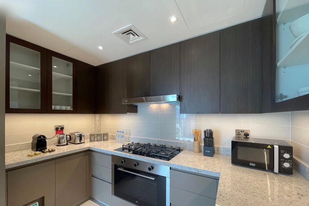 Hyp-lux 4BR Apt With Burj Khalifa View — фото 5