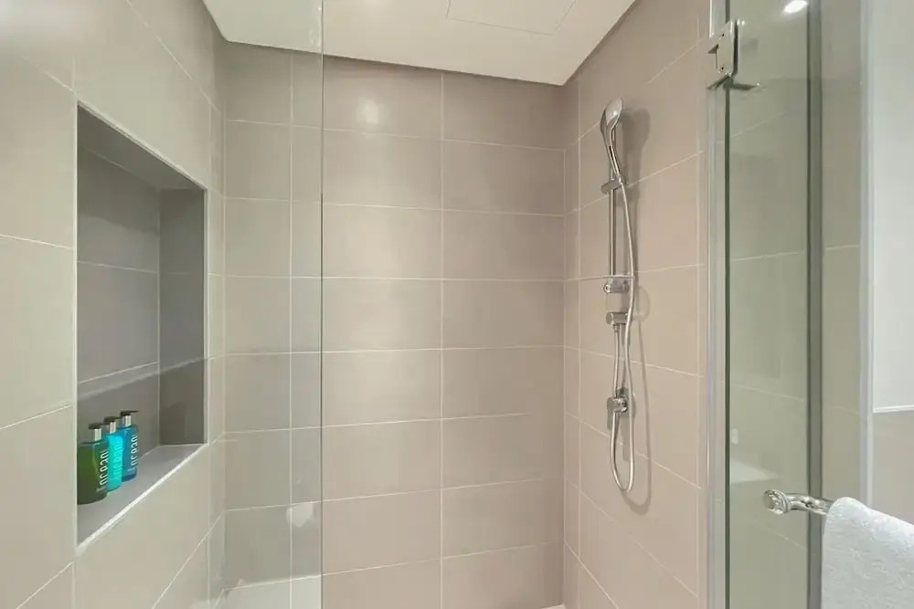 Дубай: Hyp-lux 4BR Apt With Burj Khalifa View