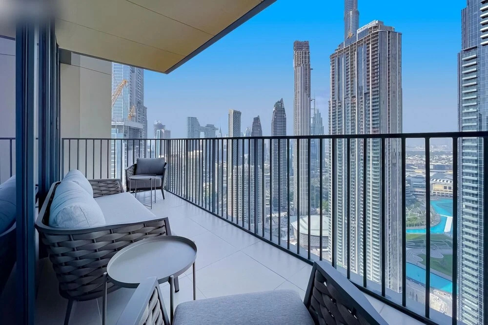 Дубай: Hyp-lux 4BR Apt With Burj Khalifa View