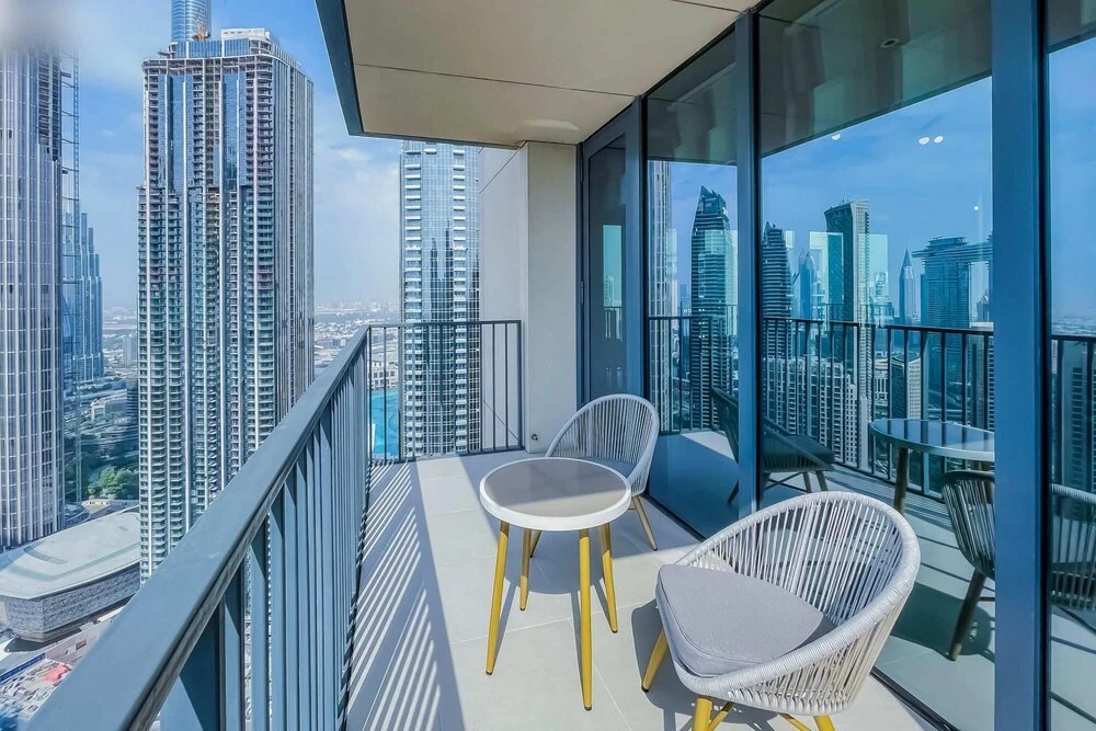 Дубай: Hyp-lux 4BR Apt With Burj Khalifa View