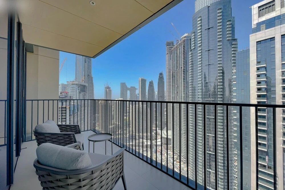 Дубай: Luxury Skyscraper in the Heart of DT