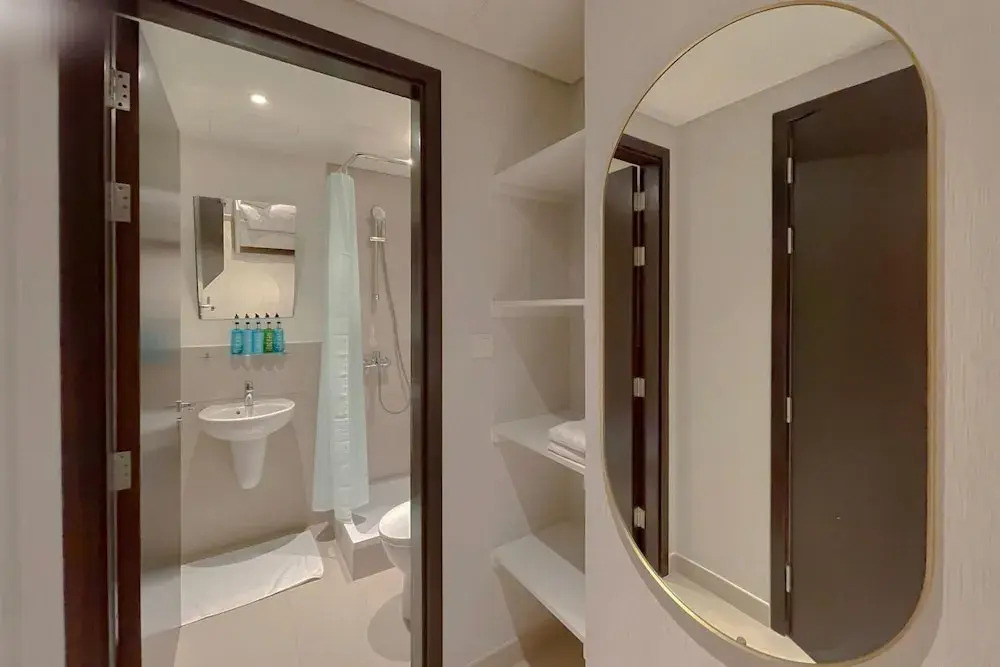 Дубай: Luxury Skyscraper in the Heart of DT