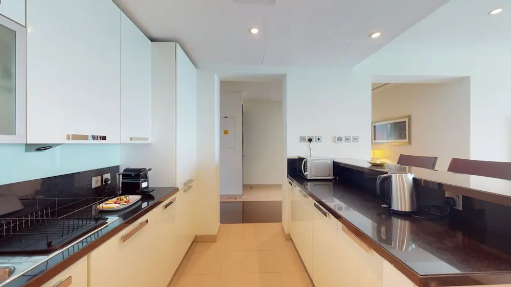 Дубай: Bonnington Luxury Apartments