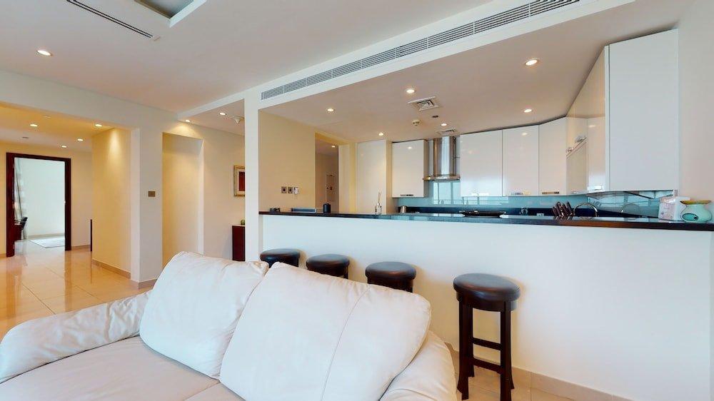 Дубай: Bonnington Luxury Apartments
