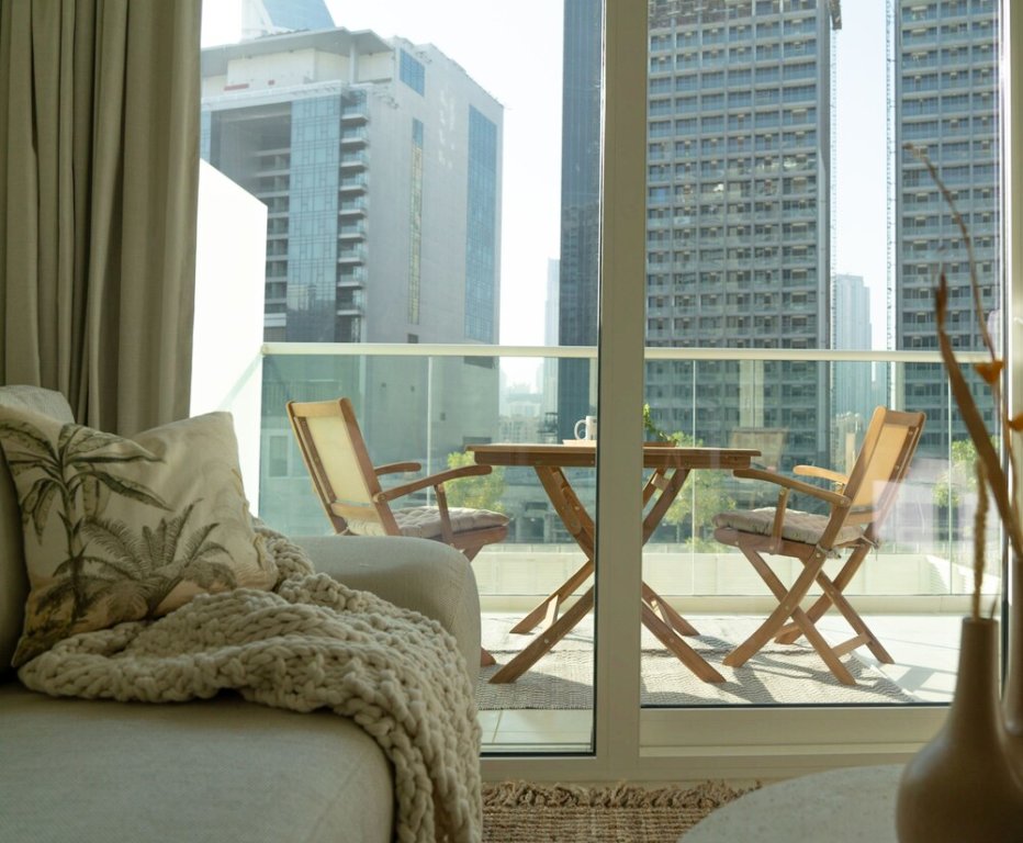 Дубай: HiGuests - Reva Residences