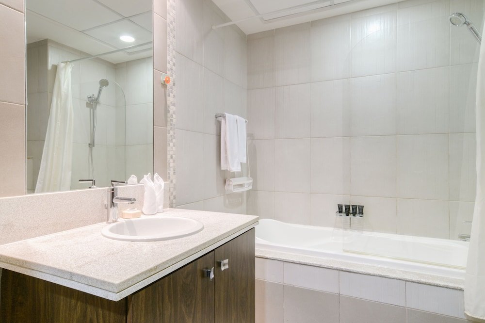 Дубай: Executive Towers Amazing 1BR Onsite Pool Business bay
