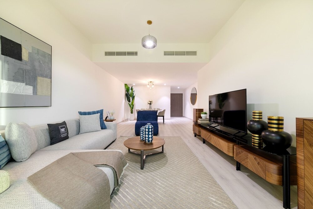 Дубай: Maison Privee - Millennium Executive Tower