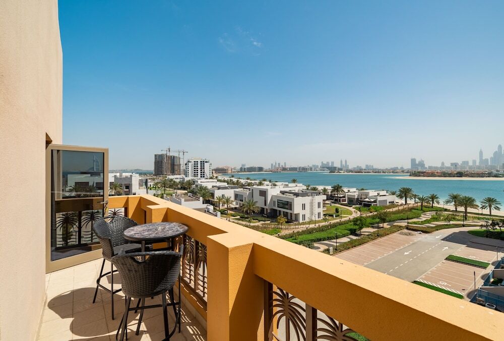 Дубай: GLOBALSTAY. Sarai Apartments on the Beach