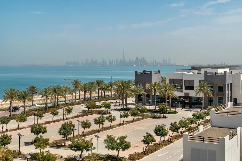 Дубай: GLOBALSTAY. Sarai Apartments on the Beach
