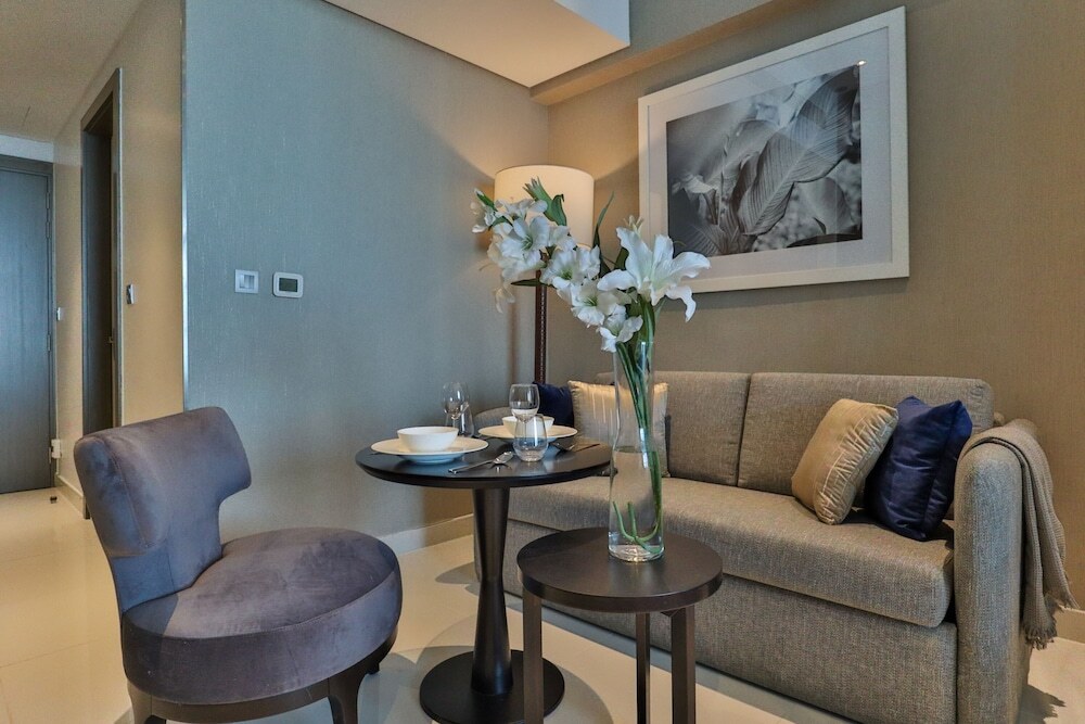Дубай: HiGuests - DAMAC Maison Prive Tower A