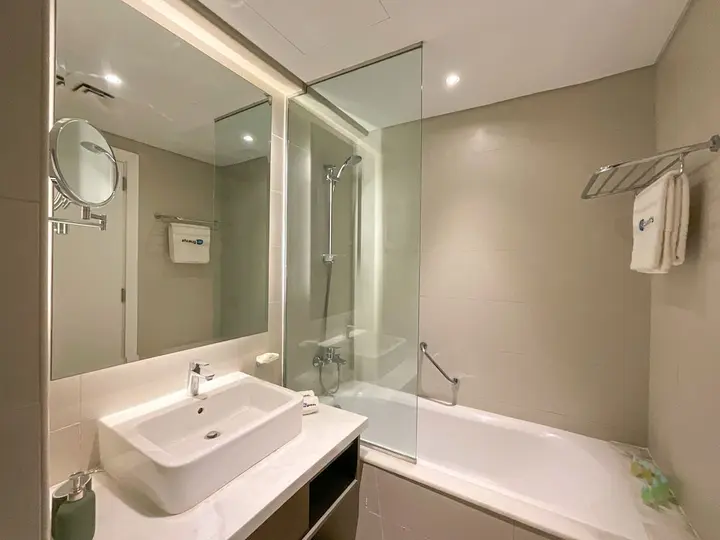 Дубай: HiGuests - DAMAC Maison Prive Tower A