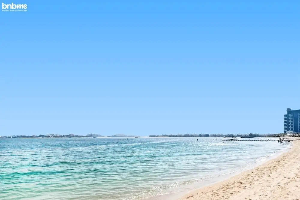 Дубай: Beach Pool Fairmont Residences