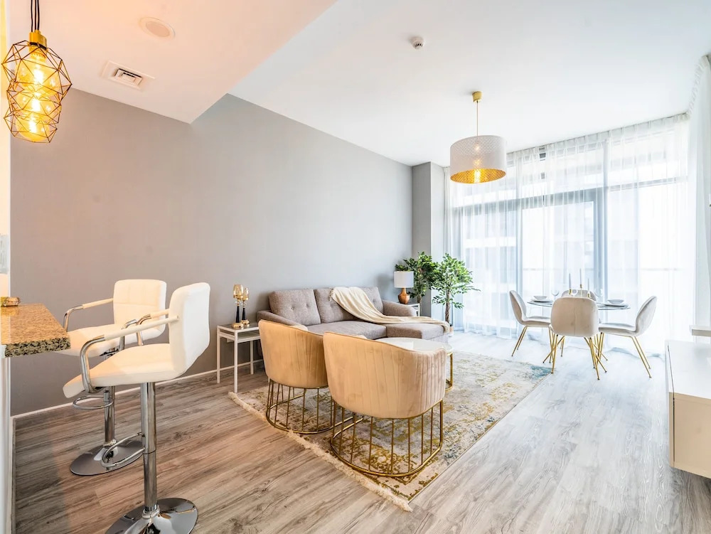 Дубай: Glamorous Apt With Balcony Facing Burj Khalifa