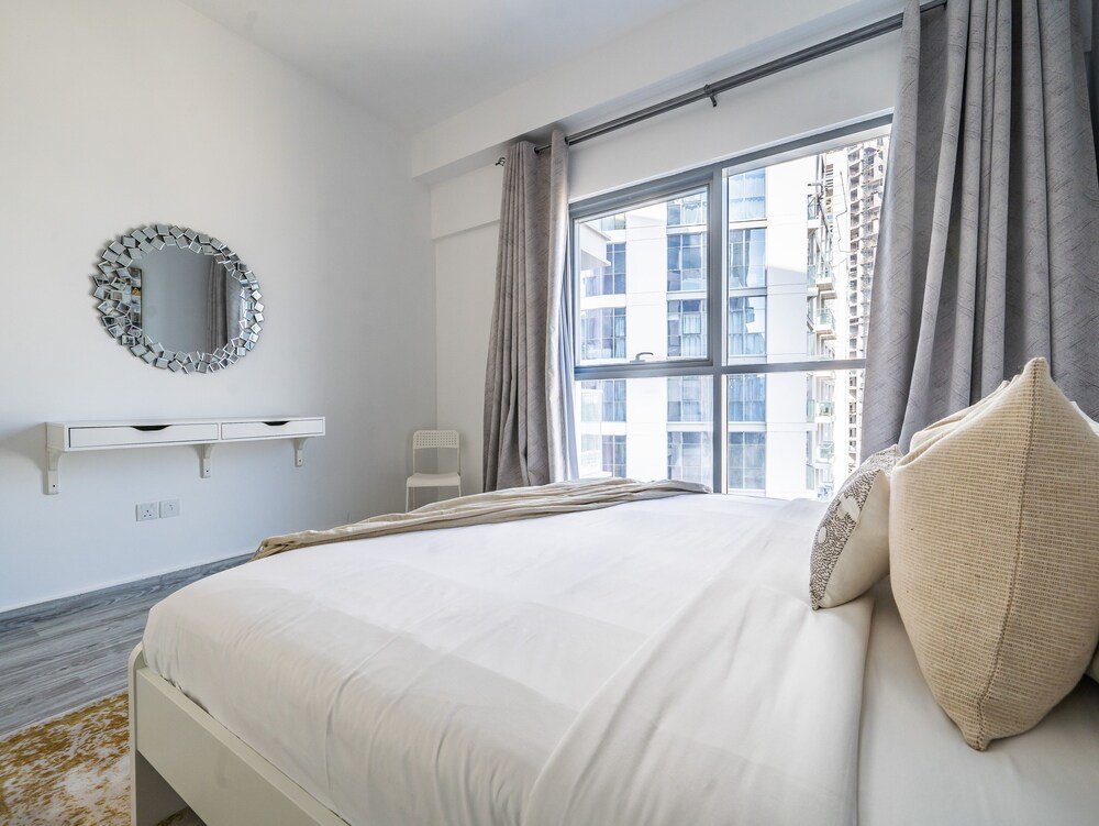 Дубай: Glamorous Apt With Balcony Facing Burj Khalifa