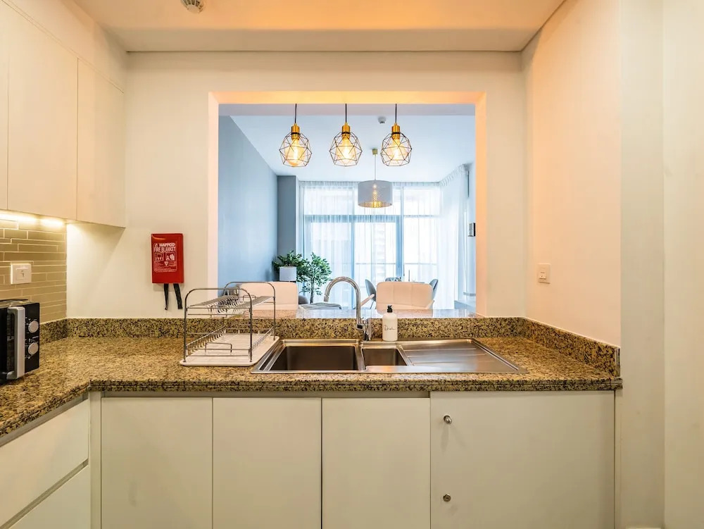 Дубай: Glamorous Apt With Balcony Facing Burj Khalifa
