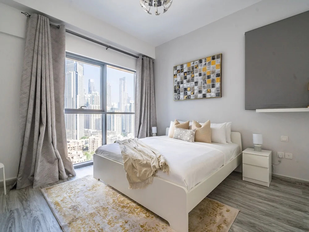 Дубай: Glamorous Apt With Balcony Facing Burj Khalifa