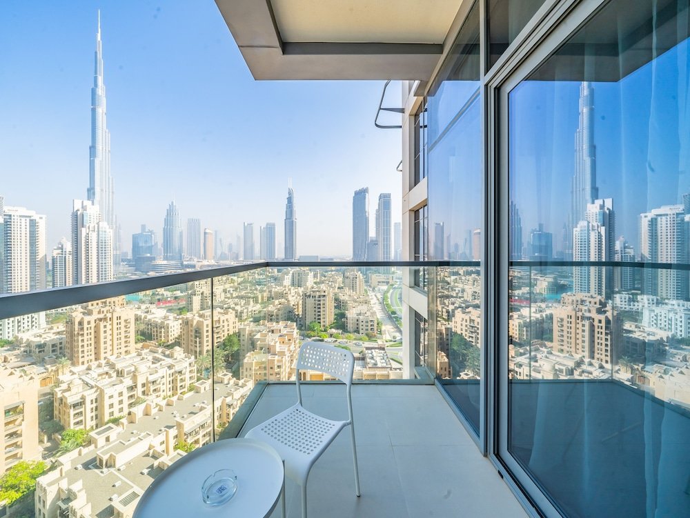 Дубай: Glamorous Apt With Balcony Facing Burj Khalifa