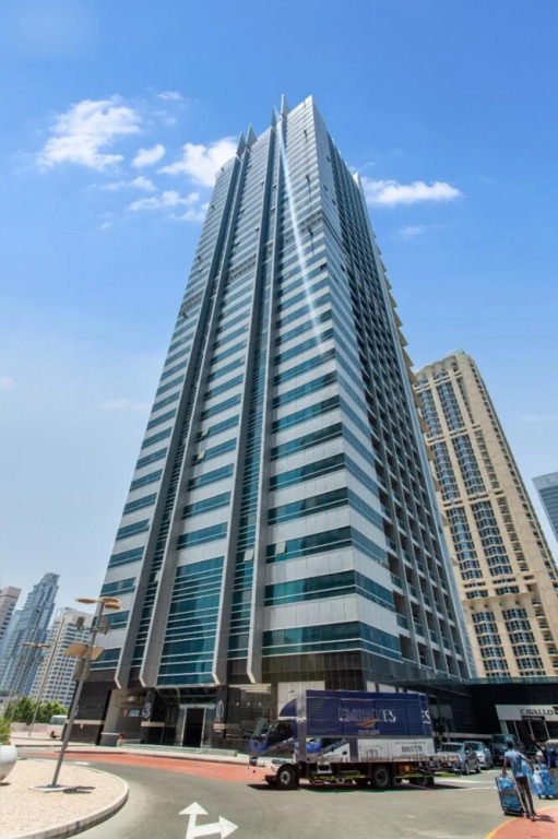 Дубай: JLT Cluster P Modern 1 BR Apt