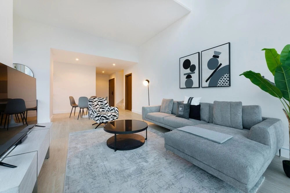 Дубай: Spectacular Duplex Apt w Canal Views
