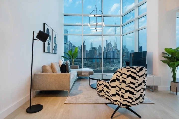 Дубай: Spectacular Duplex Apt w Canal Views