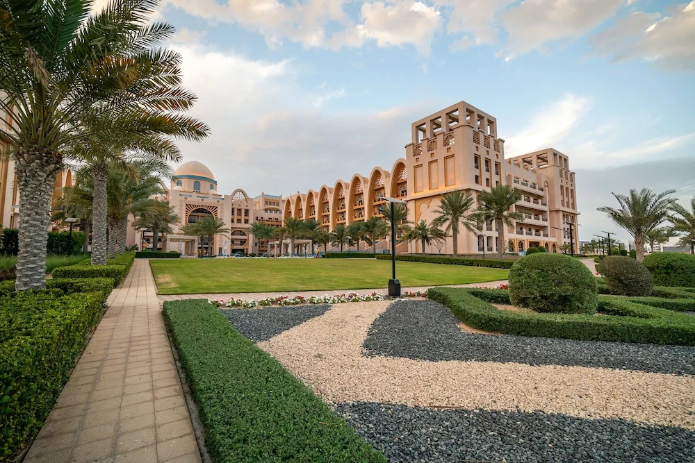Дубай: GLOBALSTAY. Sarai Private Pool Homes and Villas