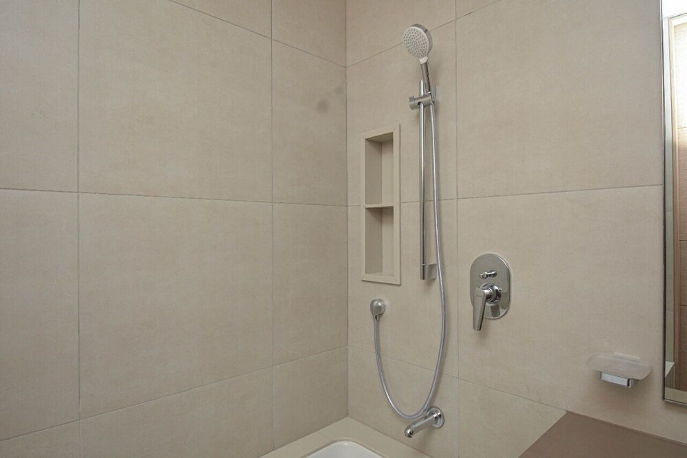 Дубай: Private Beach in a Bnbme Designer Apartment