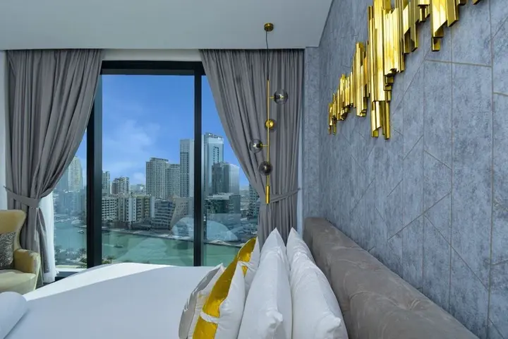 Дубай: Private Beach in a Bnbme Designer Apartment
