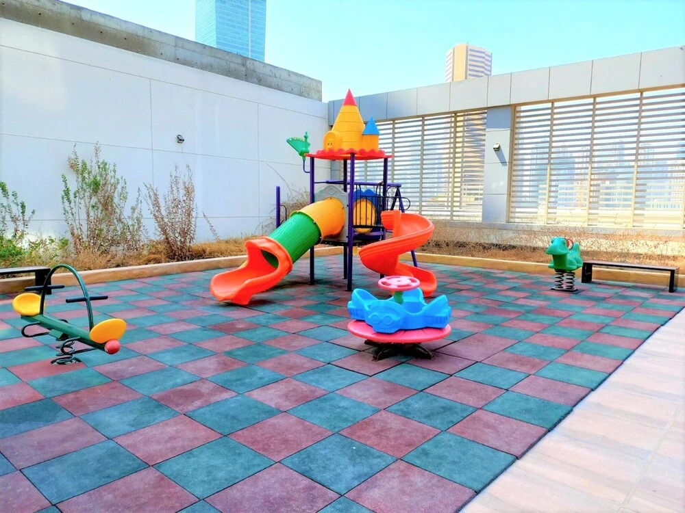 Дубай: Gorgeous Business Bay Apartment with Balcony