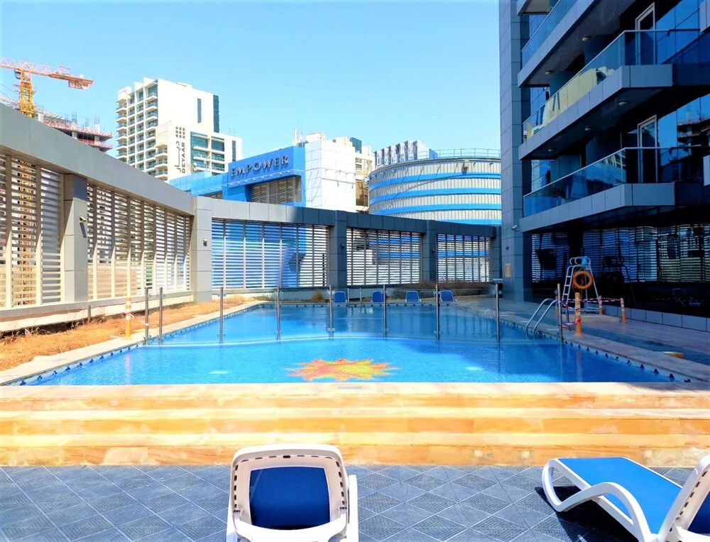 Дубай: Gorgeous Business Bay Apartment with Balcony