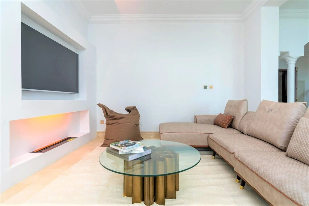Дубай: Seaview Penthouse with Private Gym & Outdoor Pool