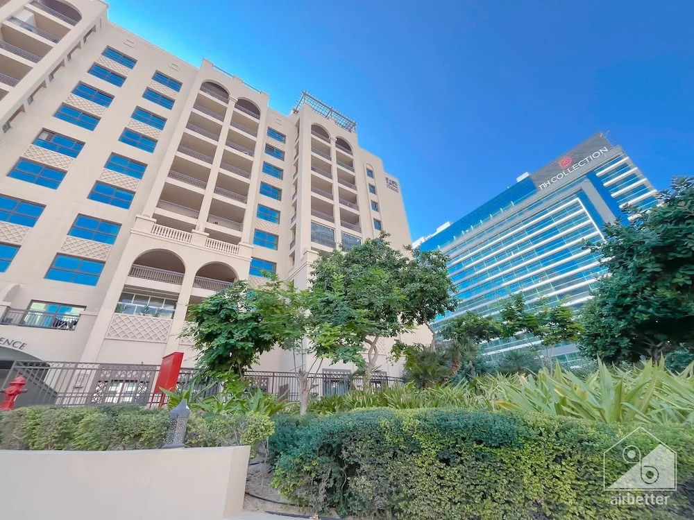 Дубай: Seaview Penthouse with Private Gym & Outdoor Pool