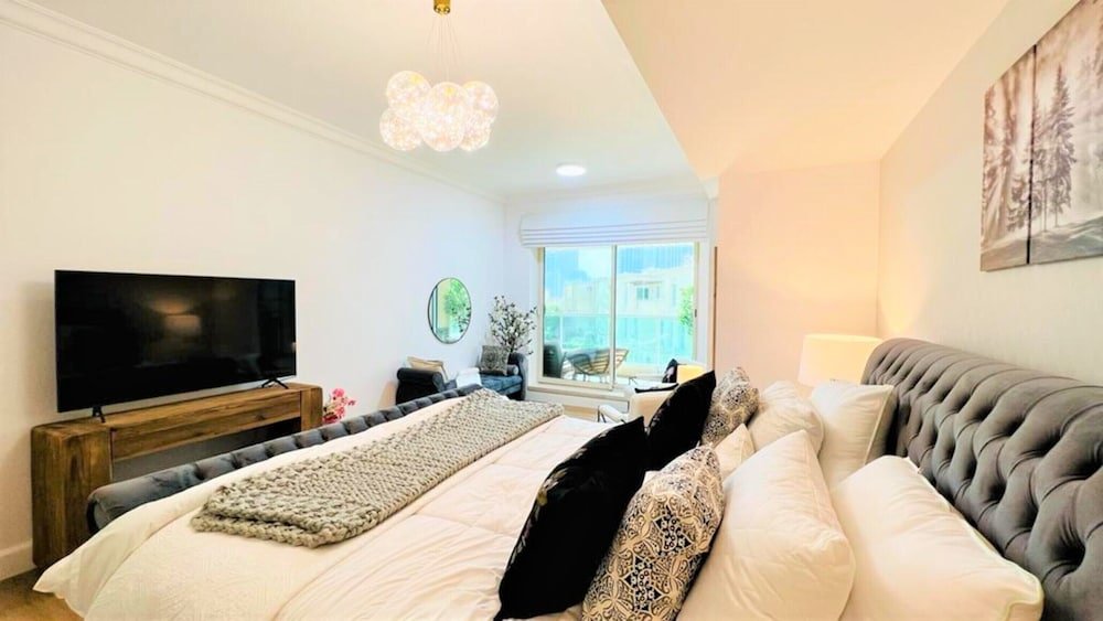 Дубай: Elegant 2bedroom With Balcony in Dubai Marina