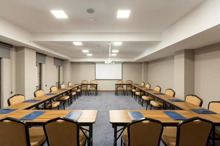 Тбилиси: Hotel Biography Tbilisi Mimino