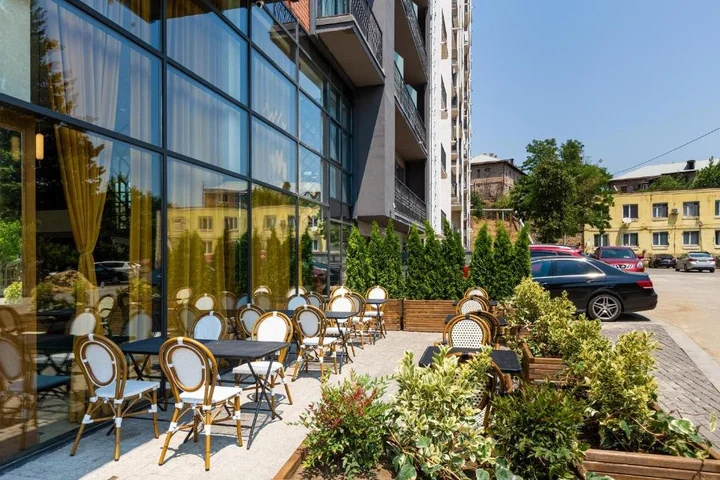 Тбилиси: Hotel Biography Tbilisi Mimino