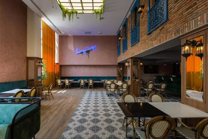 Тбилиси: Hotel Biography Tbilisi Mimino