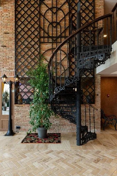Тбилиси: Hotel Biography Tbilisi Mimino