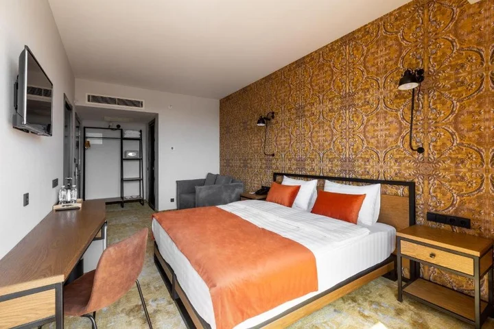 Тбилиси: Hotel Biography Tbilisi Mimino
