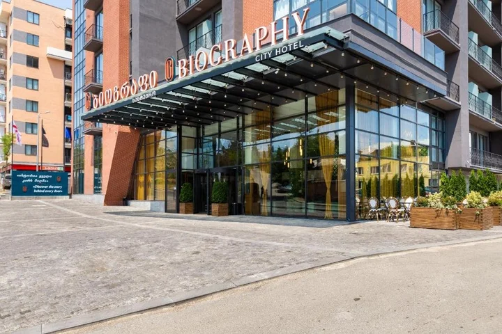 Тбилиси: Hotel Biography Tbilisi Mimino