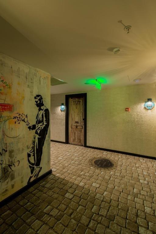 Тбилиси: Hotel Biography Tbilisi Mimino