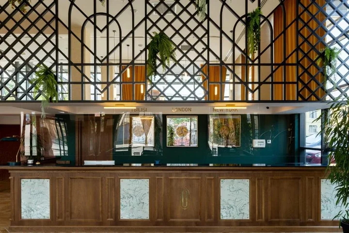Тбилиси: Hotel Biography Tbilisi Mimino