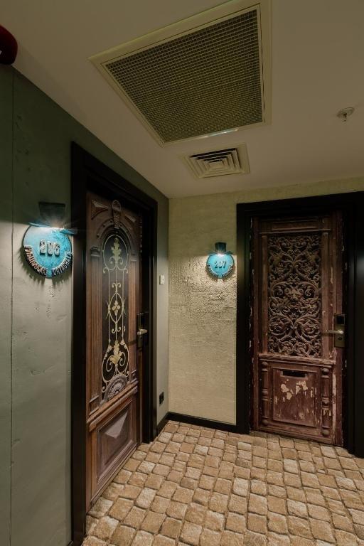 Тбилиси: Hotel Biography Tbilisi Mimino