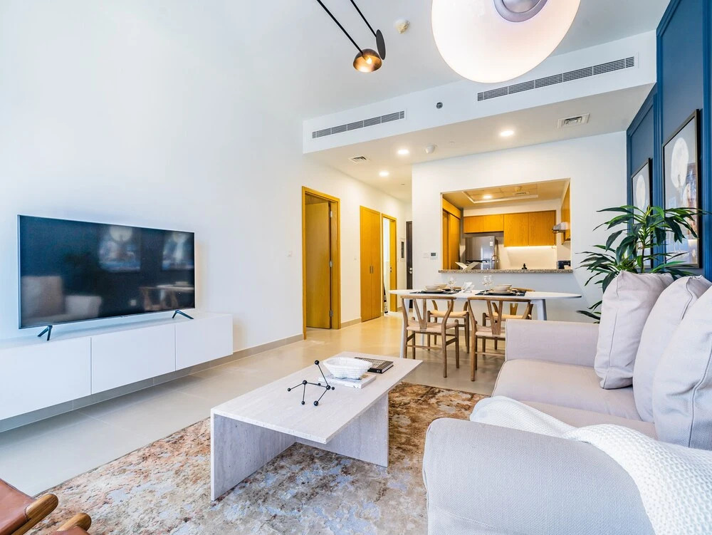 Дубай: Monty Holiday Home - Serene & Modern Apartment With Burj Khalifa View